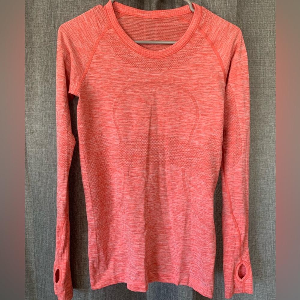 Lululemon Swiftly Tech Long Sleeve T-Shirt Size 6 Heathered Atomic Red
